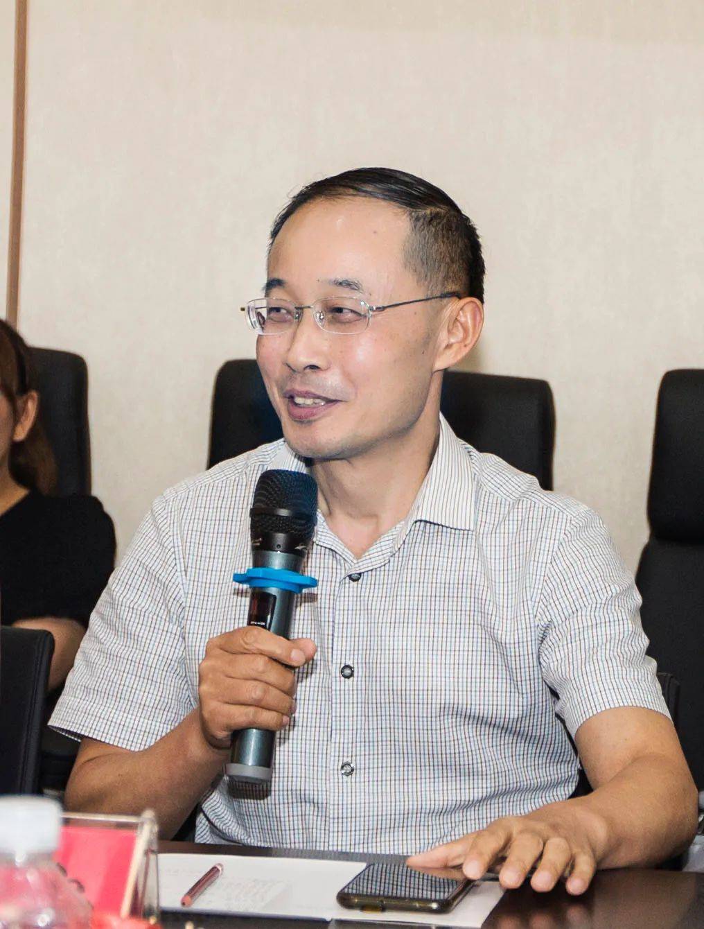 “湖北省商协会秘书长高级研修班”代表莅临武汉荆门商会交流座谈 (图6)