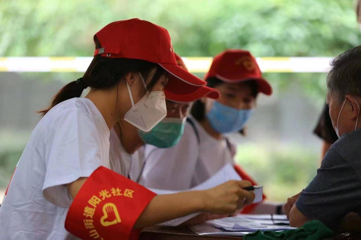 凝心铸魂 传递爱心——东西湖区新联会的“热血英雄团” (图12)