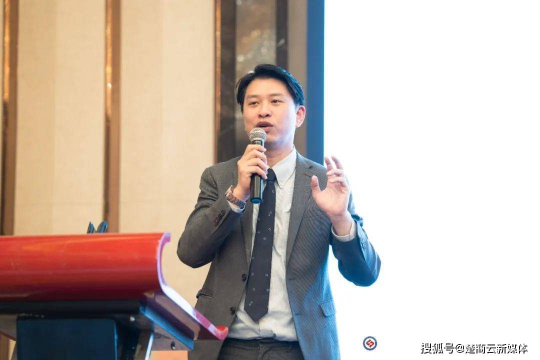 武汉校促会主办第二期鄂港高才校友经济座谈会和第八期校友经济沙龙(图9)