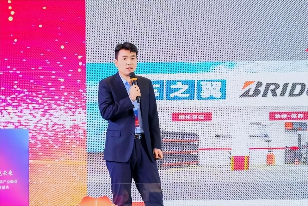 2026湖北汽车后市场产业峰会暨企业联合会年度盛典圆满举行(图14)