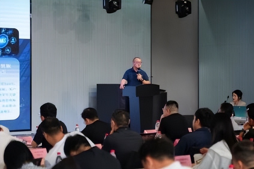 数智跨境 扬帆出海  —迈富时（武汉）跨境电商产业园盛大开园(图7)
